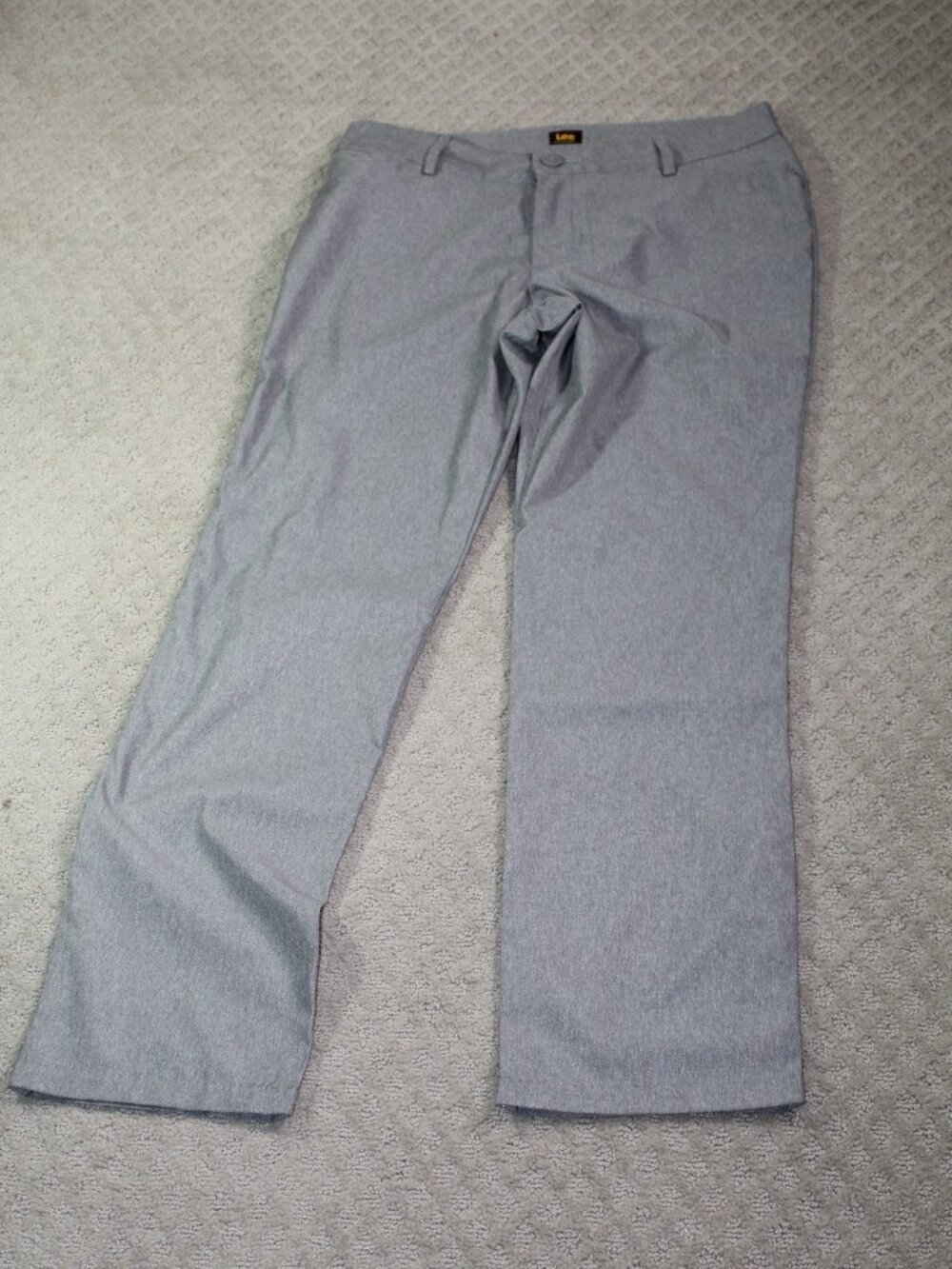 Lee Size M Wrinkle Free Light Grey Straight Leg Slash Pocket Pants
